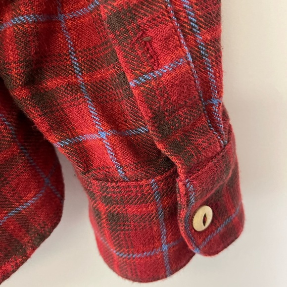 Freenote clothe shirt. Mens. Large. - Picture 8 of 9